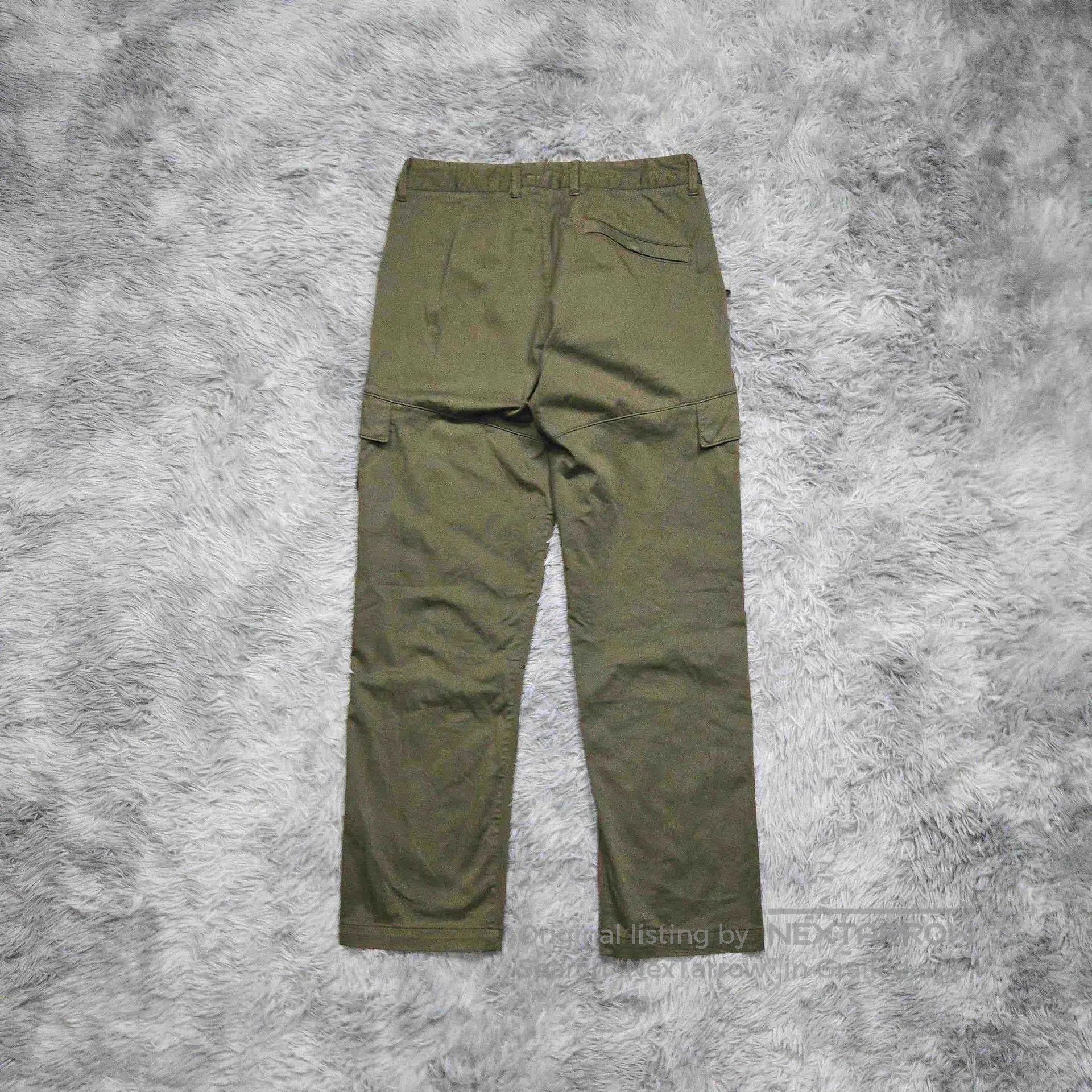 Stone Island stone island olive green cargo pants. Size US 31 - 2 Thumbnail