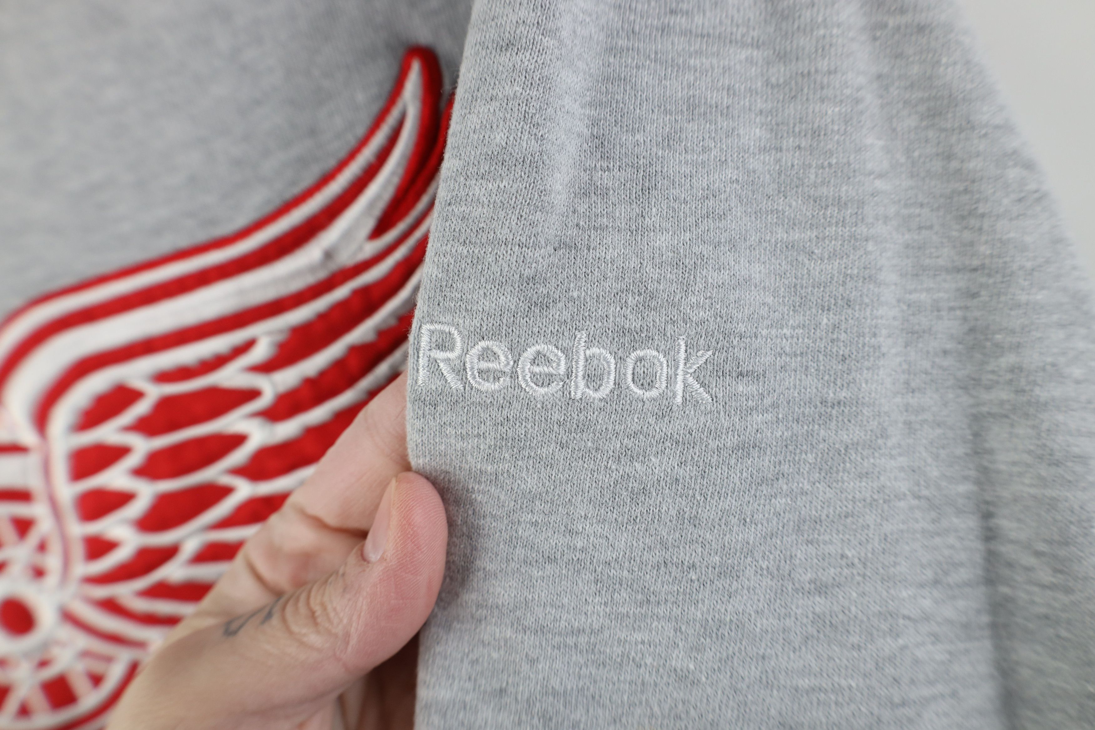 Reebok Vintage Reebok Detroit Red Wings Hockey Hoodie Sweatshirt Size US L / EU 52-54 / 3 - 4 Thumbnail