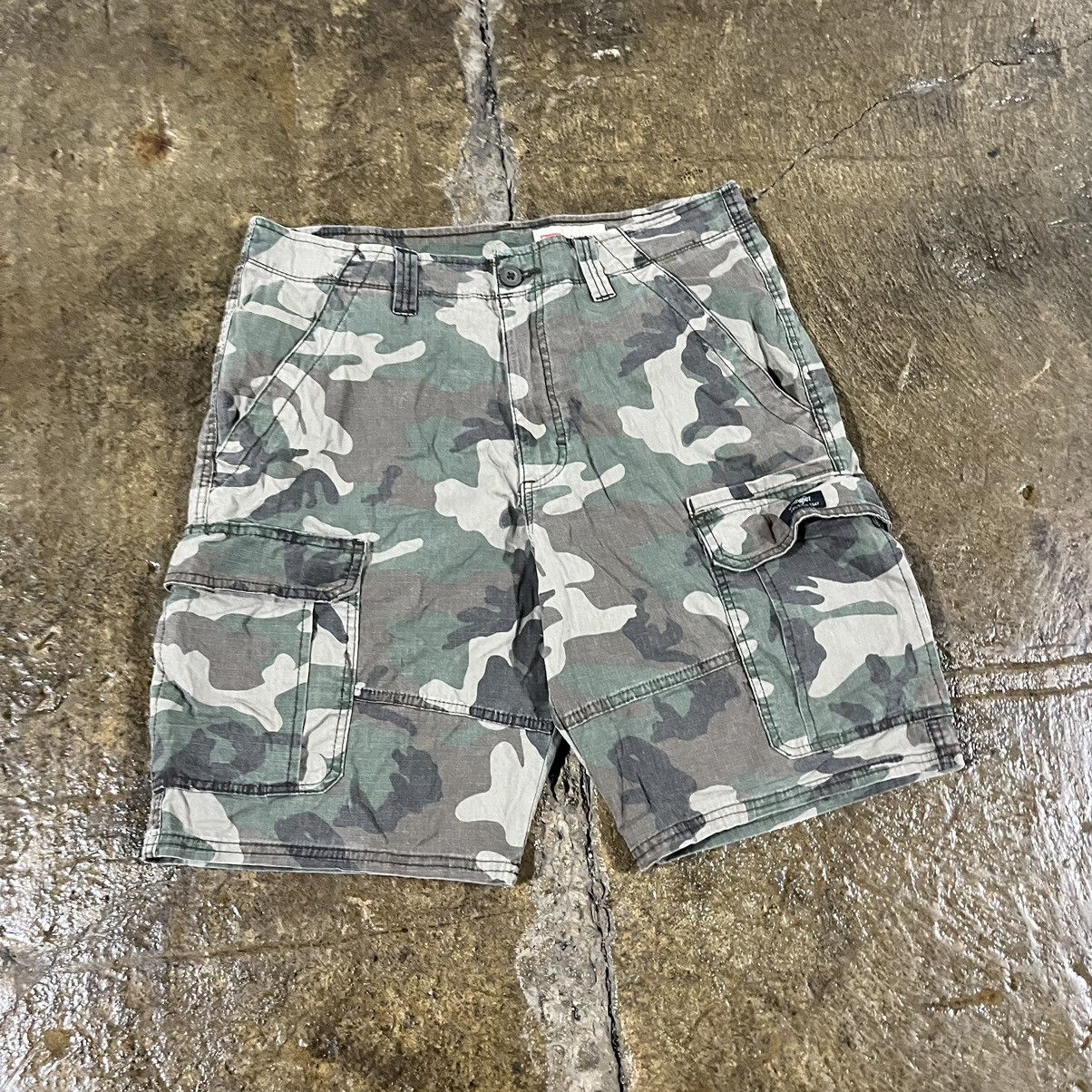 Vintage × Wrangler Crazy Vintage Y2K Baggy Camo Cargo Shorts JNCO Skater Style Size US 32 / EU 48 - 5 Thumbnail