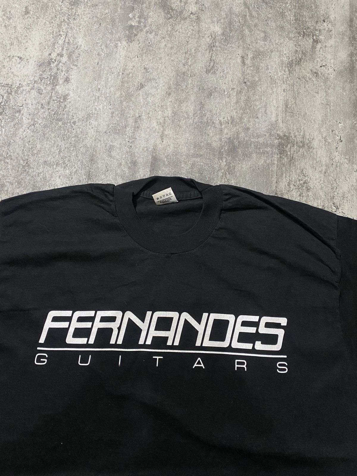 Band Tees × Vintage Vintage Fernandes Guitars Tshirt Deadstock Size US L / EU 52-54 / 3 - 2 Thumbnail