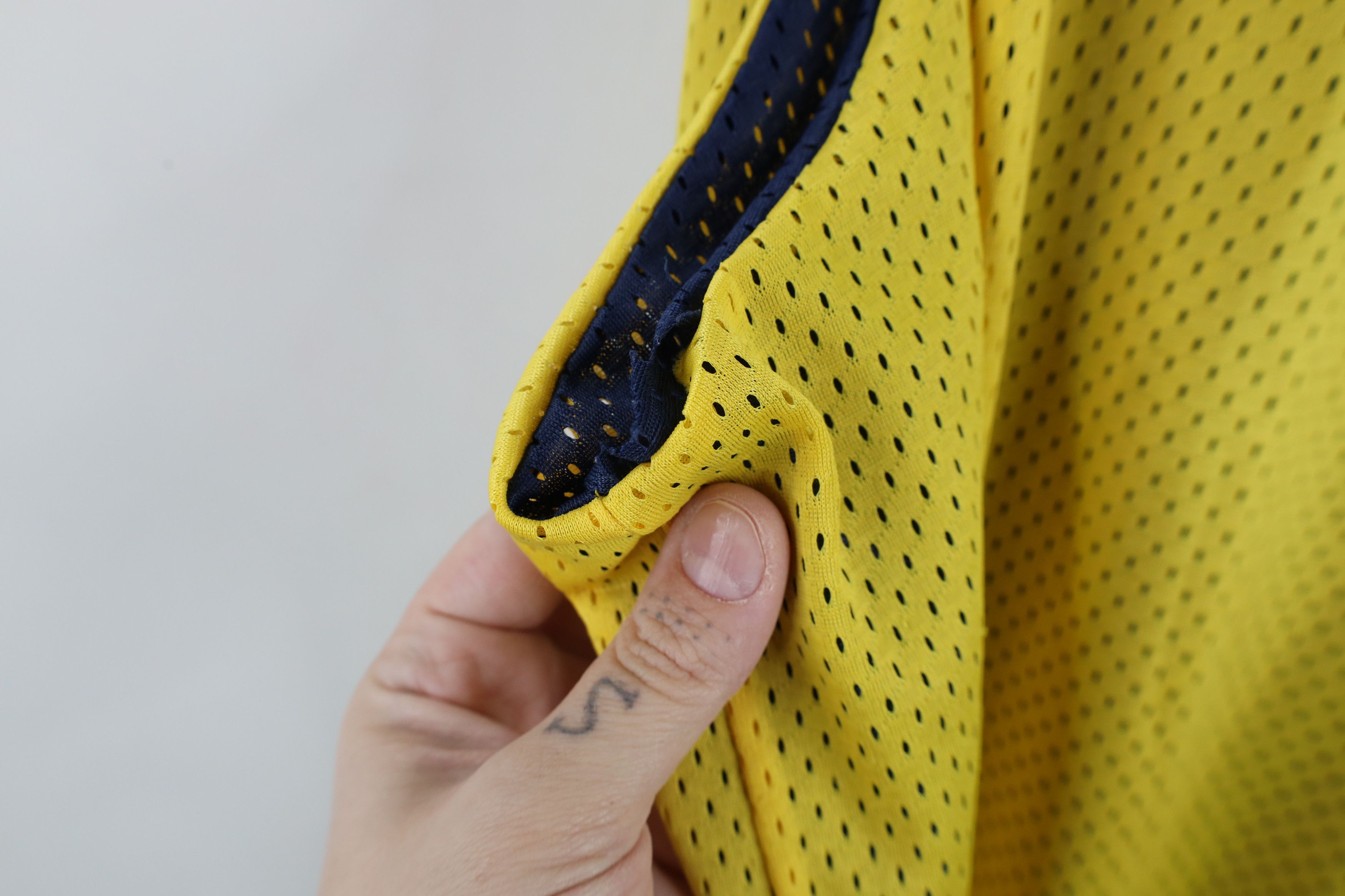 Vintage Vintage 90s Streetwear Mesh Reversible Basketball Jersey USA Size US XL / EU 56 / 4 - 5 Thumbnail