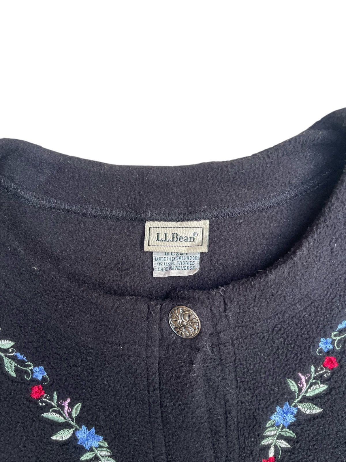 L.L. Bean Vintage L.L Bean Polartec Fleece Floral Embroidery Button-Up Size S / US 4 / IT 40 - 3 Thumbnail