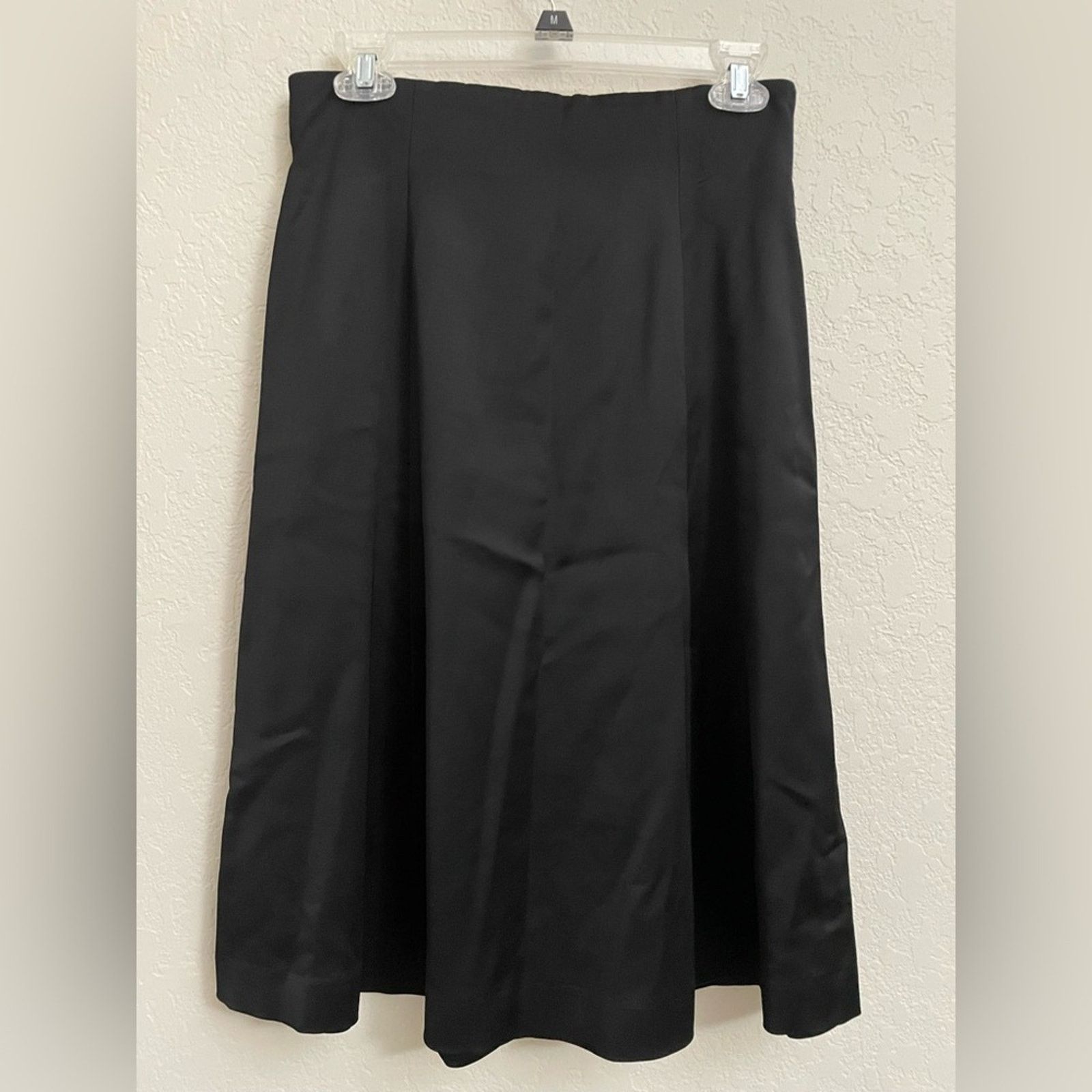 Banana Republic Banana Republic Black Satin Midi A-Line Skirt - Size 6 Size 28" / US 6 / IT 42 - 1 Thumbnail
