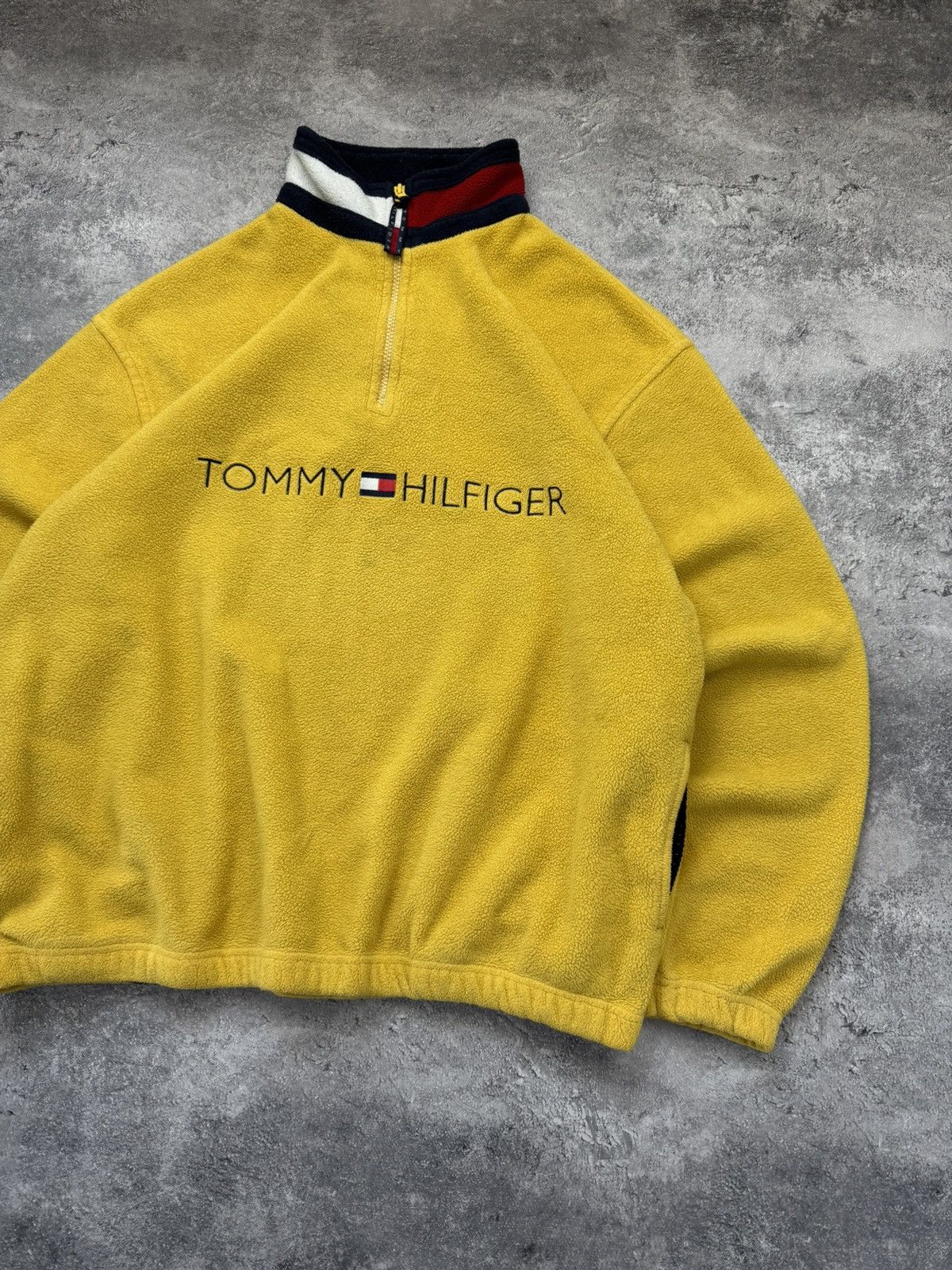 Tommy Hilfiger Vintage Tommy Hilfiger Fleece 1/4 Zip Jacket Big Logo Y2K Size US L / EU 52-54 / 3 - 4 Thumbnail