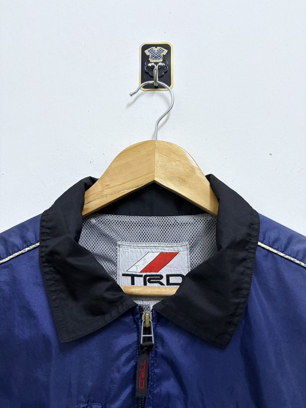 Japanese Brand Vintage 90's TRD Toyota Utility Garment Racing Light Jacket Size US L / EU 52-54 / 3 - 9 Thumbnail