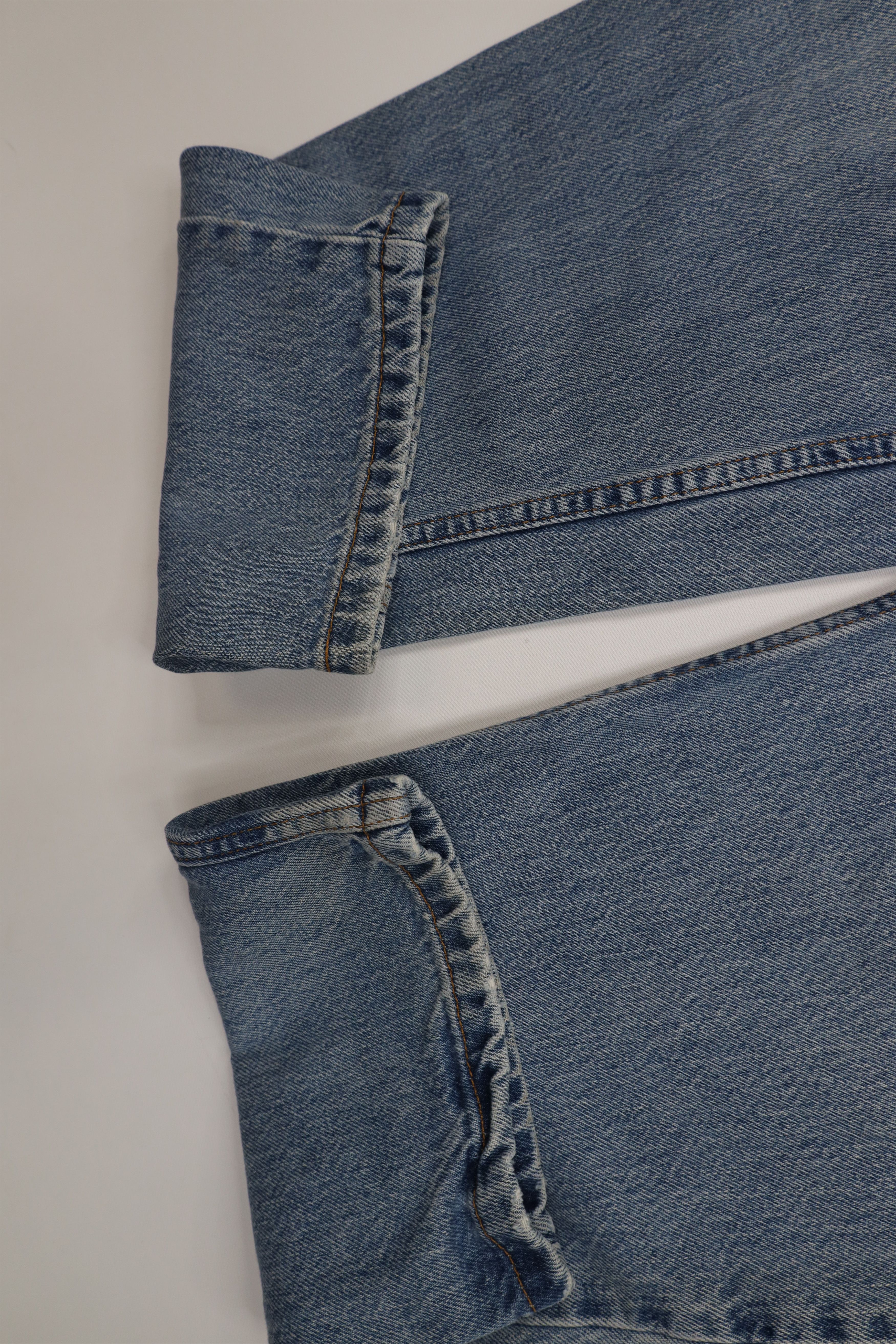 Levi's Vintage Y2K 2000 Levis 550 Relaxed Fit Denim Jeans Blue Size US 35 - 5 Thumbnail
