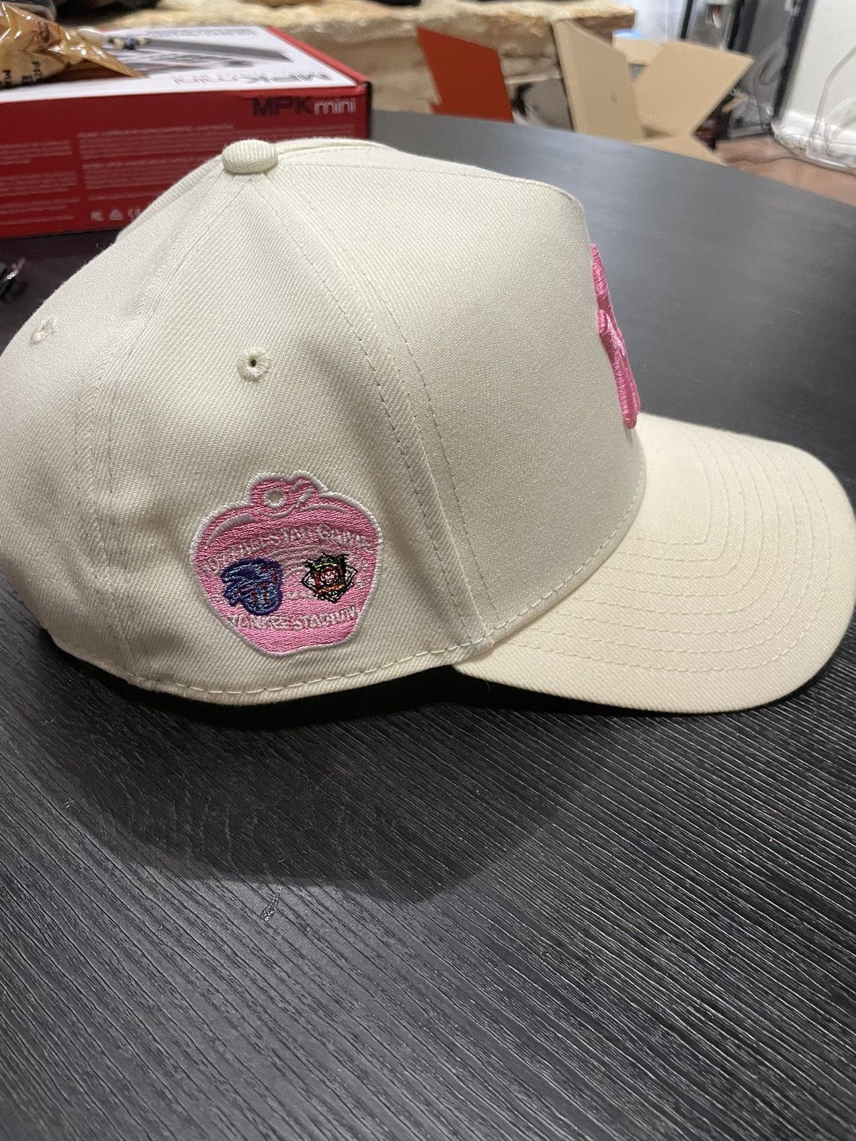 New Era NY Yankees Cooperstown Collection Pink UV Cream Pink Size ONE SIZE - 2 Thumbnail