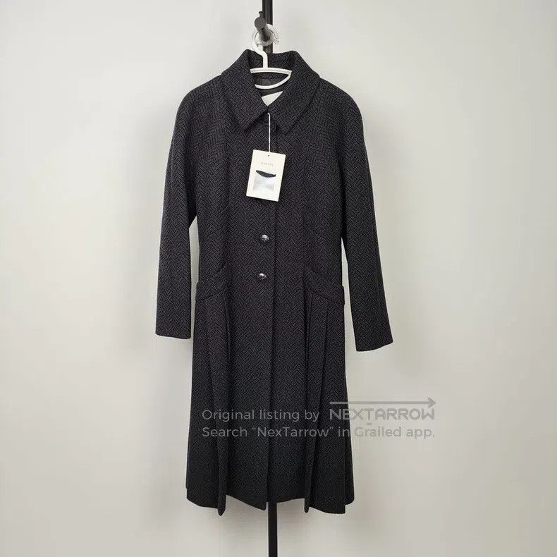 Chanel Chanel Black coat Size XS / US 0-2 / IT 36-38 - 1 Thumbnail