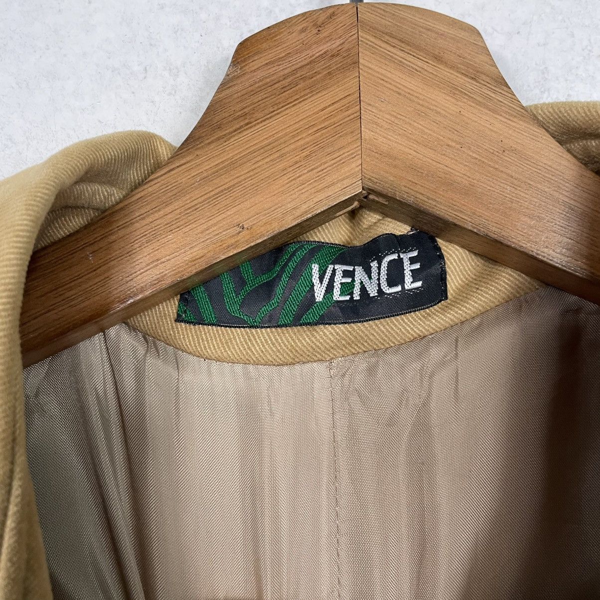 Japanese Brand Japanese Brand Vence Women Trenchcoat Size S / US 4 / IT 40 - 17 Thumbnail