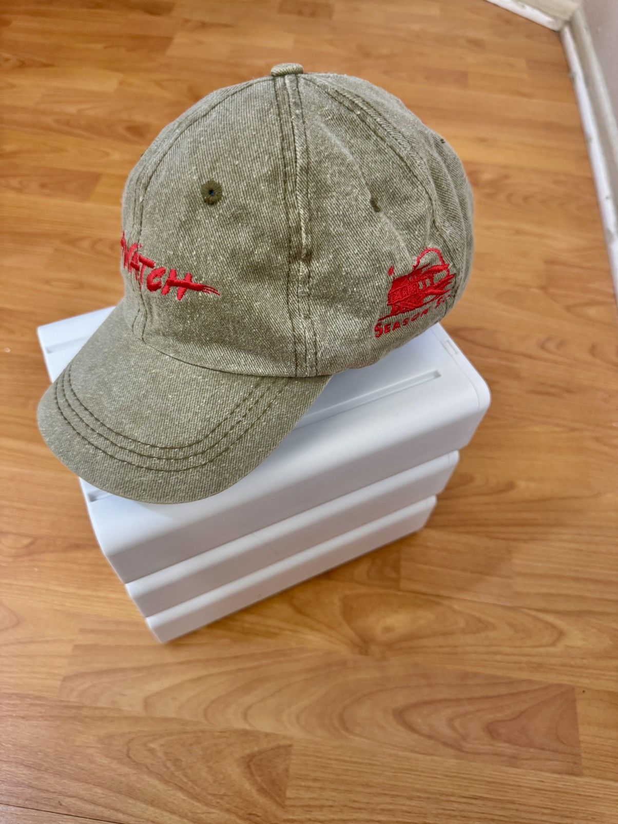 Vintage Baywatch “Film Crew” “Season 6” Hat Canvas Limited Edition Size ONE SIZE - 1 Thumbnail