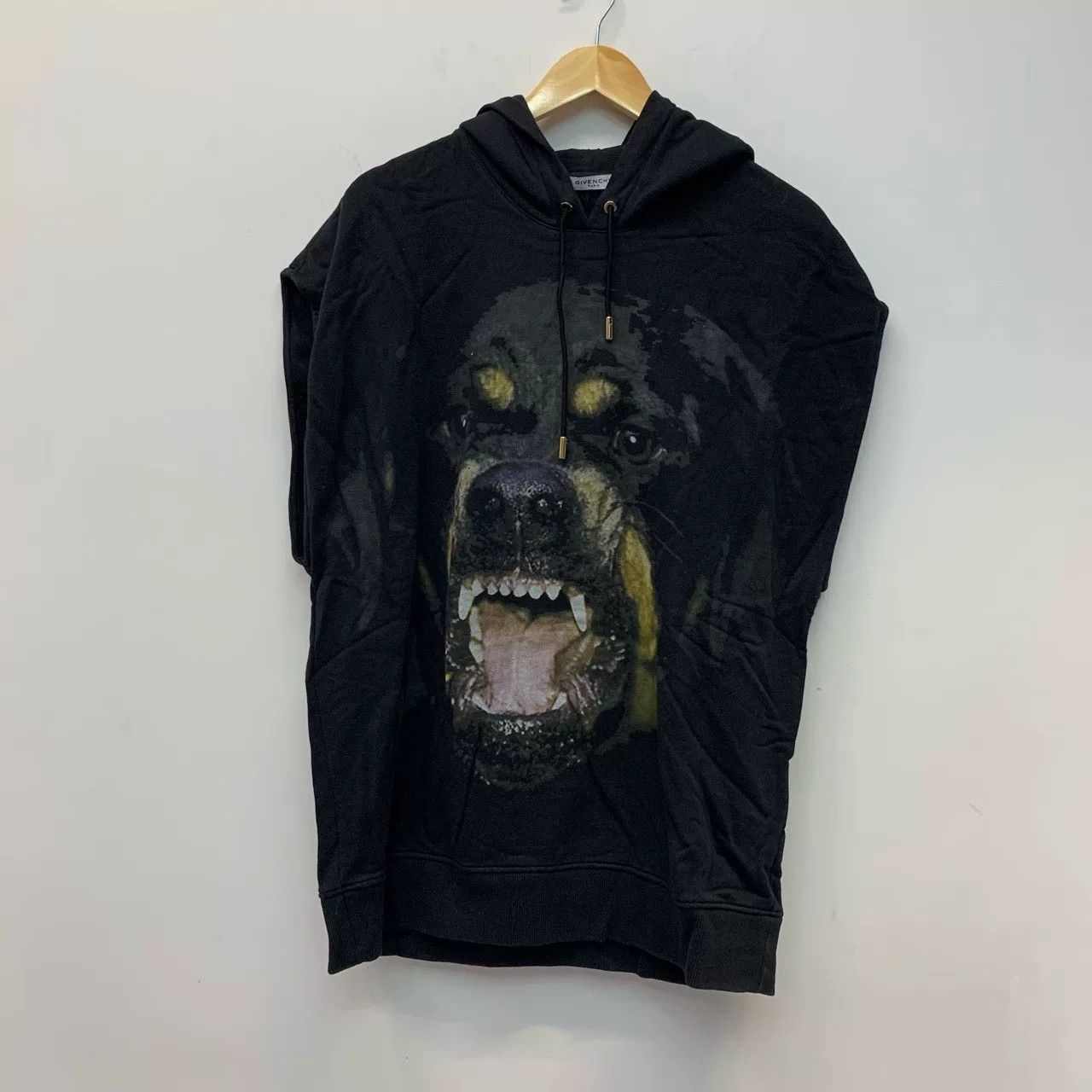 Givenchy Givenchy Sleeveless Hoodie with Dog Head Design Size US L / EU 52-54 / 3 - 1 Thumbnail