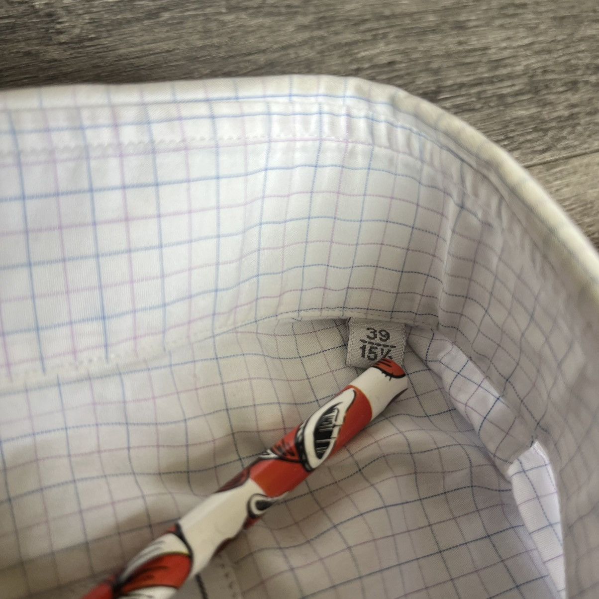 Salvatore Ferragamo Vintage Y2K Salvatore Ferragamo Light Button Up Dress Shirt Size US L / EU 52-54 / 3 - 5 Thumbnail