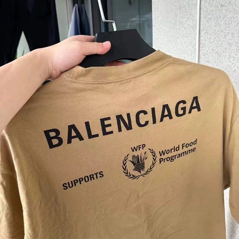 Balenciaga Balenciaga Khaki wheat-ear short sleeve 2503-Nextarrow Size US L / EU 52-54 / 3 - 4 Thumbnail