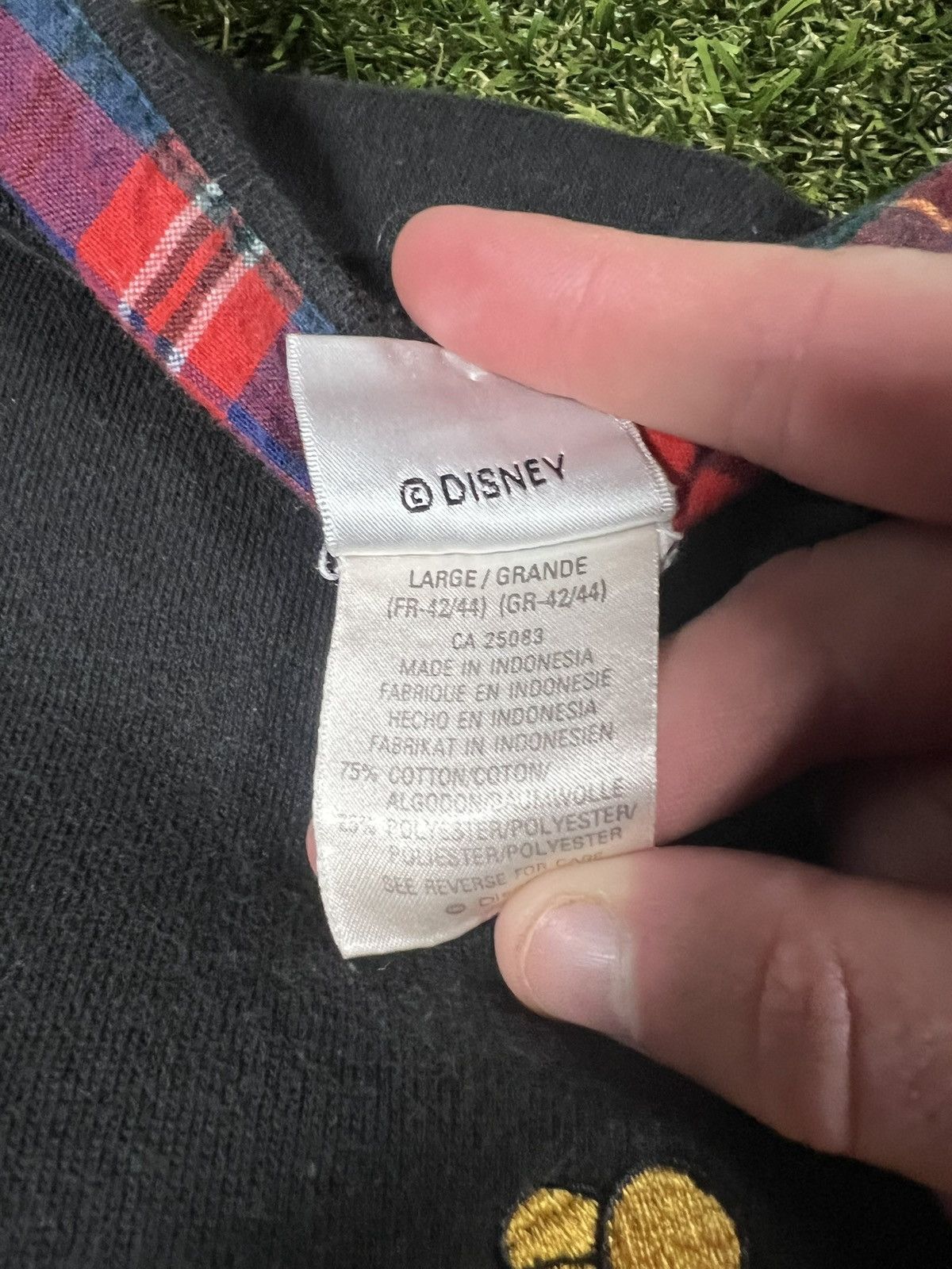 Disney Vintage 90’s Winnie the Pooh Embroidered Crewneck Sweatshirt Size US L / EU 52-54 / 3 - 4 Thumbnail