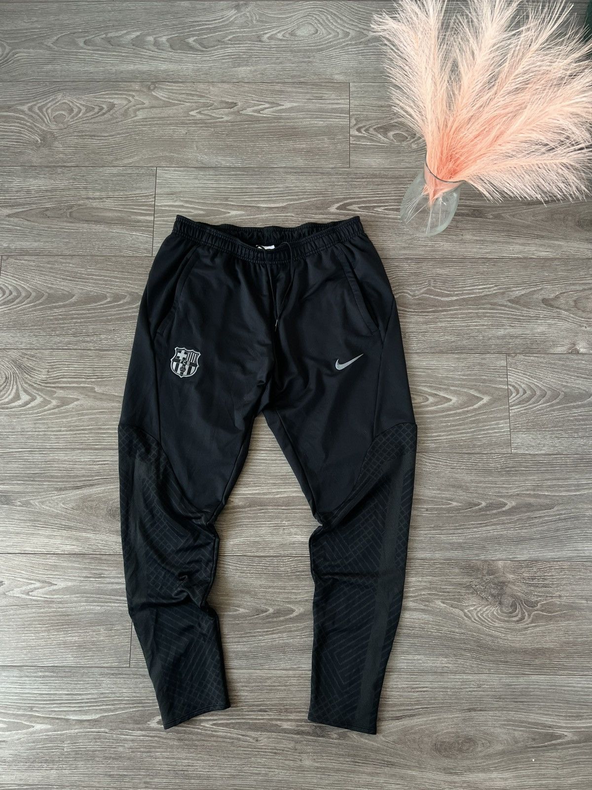 Nike Nike FCB Barcelona Football Slim Fit Regular Sweatpants Size US 34 / EU 50 - 8 Thumbnail