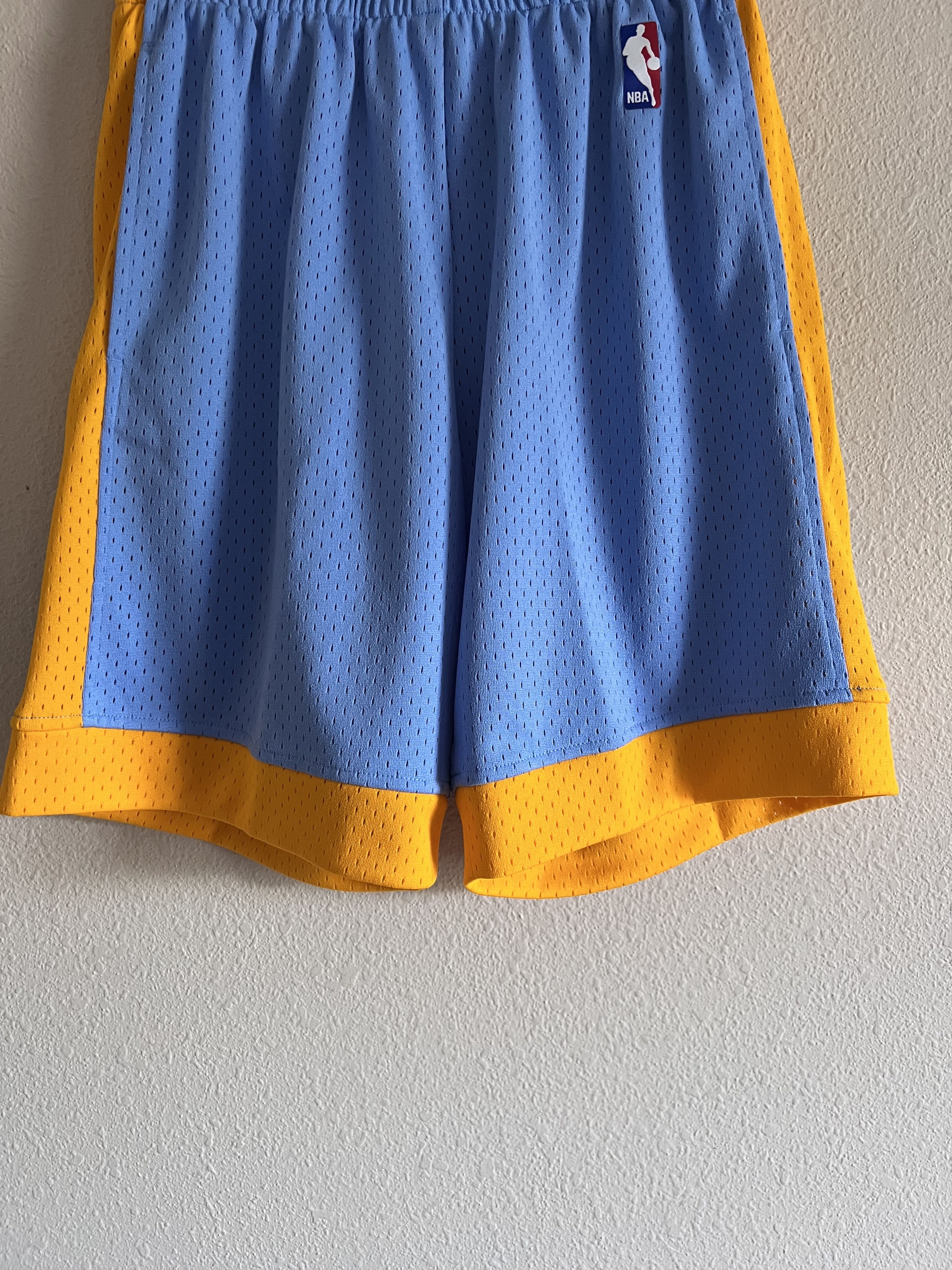 Mitchell & Ness Mitchell & Ness Los Angeles Lakers 2001 in Blue Size US 30 / EU 46 - 3 Thumbnail