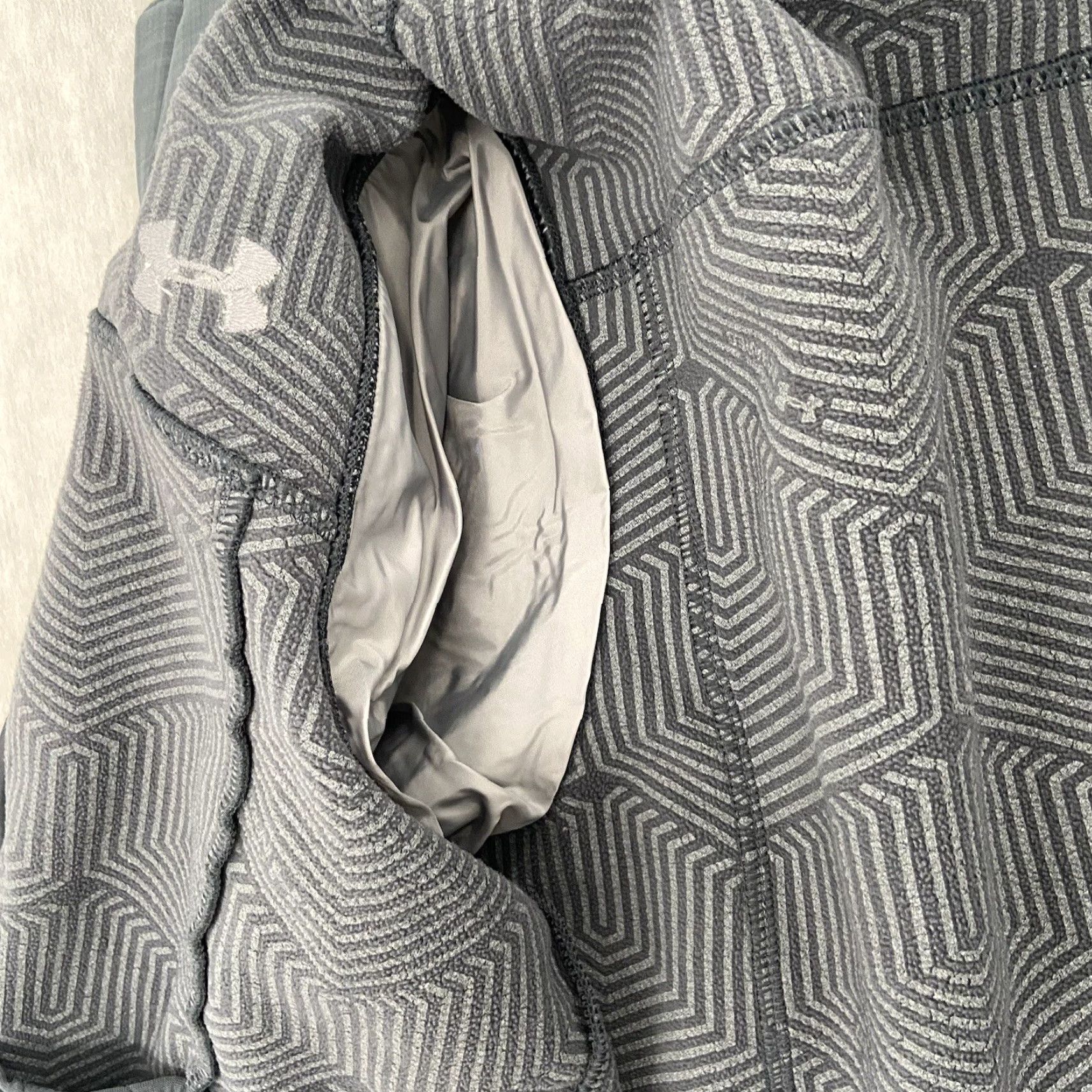 Under Armour VINTAGE Under Armour Jacket Women's Large Gray Full Zip ColdGear Infrared Golf Activewear jackets Women Size L / US 10 / IT 46 - 6 Thumbnail