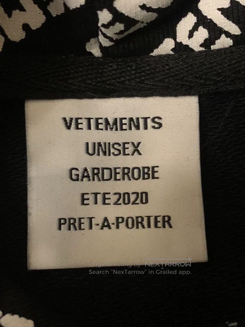 Vetements Vetements Logo Tagged Black and White Hooded Sweatshirt Size US XS / EU 42 / 0 - 4 Thumbnail
