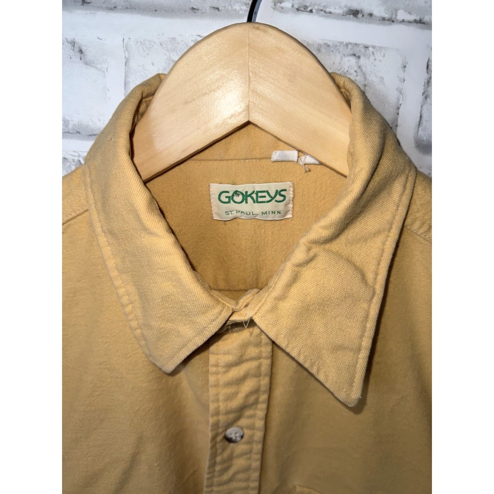 Vintage VINTAGE gokey Button Up SHIRT MN USA MENS Yellow Cotton Chamois Flannel Heavyweight Pockets Long Sleeve Button-Up, Casual, Fall, Spring, Winter Mens Size US M / EU 48-50 / 2 - 2 Thumbnail