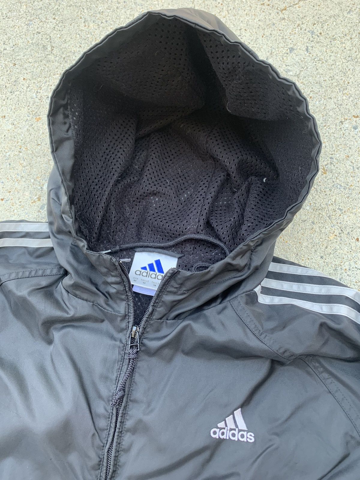 Vintage Vintage Adidas Windbreaker Jacket Size US L / EU 52-54 / 3 - 3 Thumbnail