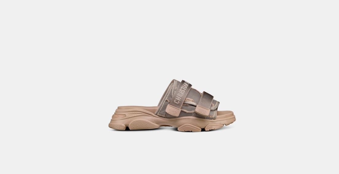 Dior o1w1db10924 D-Wander Slides in Nude Size US 6 / IT 36 - 1 Thumbnail