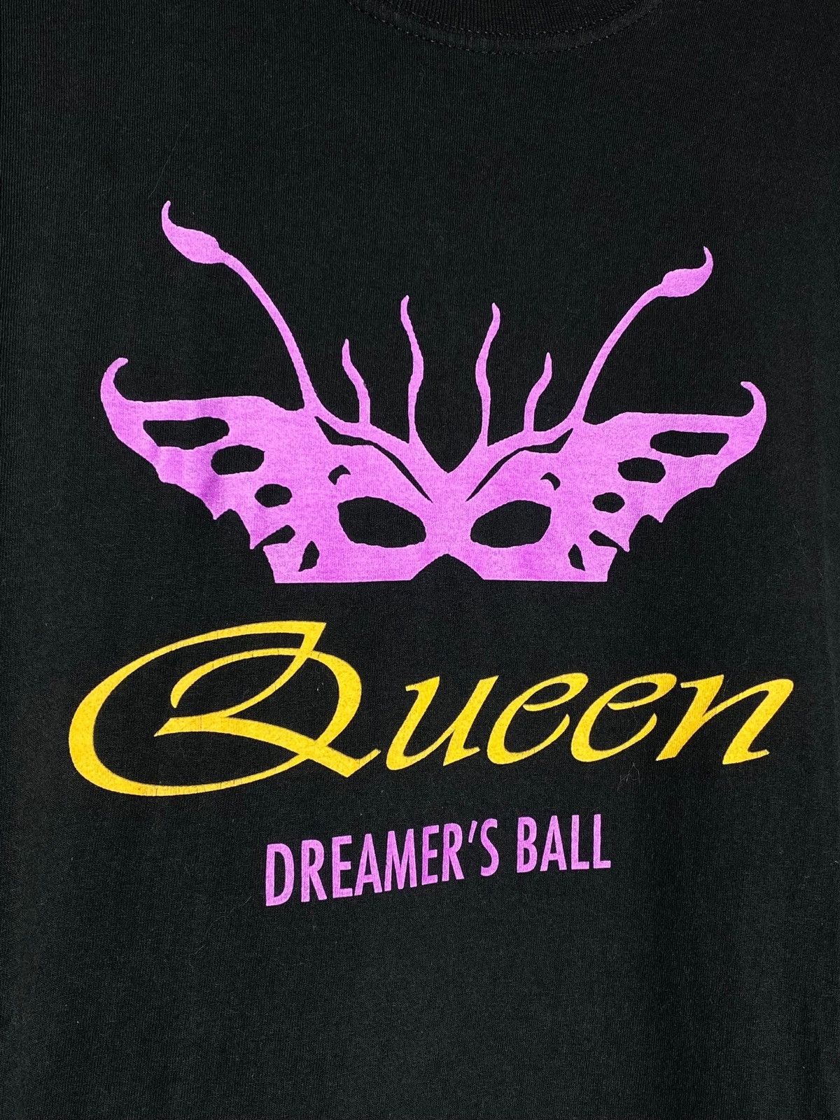Vintage QUEEN DREAMER’S BALL 2004 FAN TEE VINTAGE BAND SHIRT Size US L / EU 52-54 / 3 - 4 Thumbnail