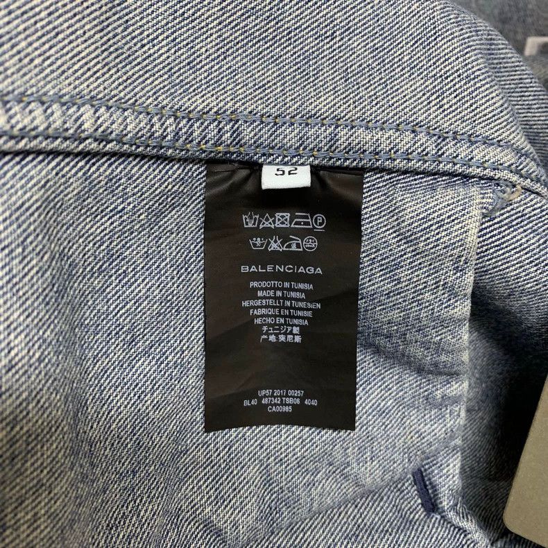 Balenciaga Balenciaga Washed blue denim jacket 2505-Nextarrow Size US L / EU 52-54 / 3 - 7 Thumbnail