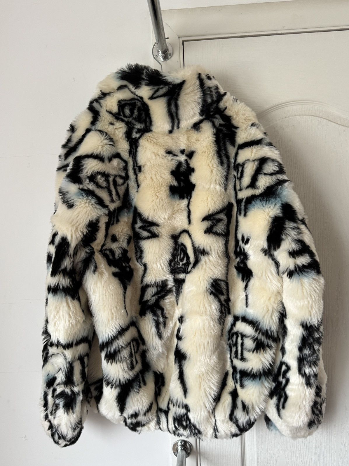 Philipp Plein Philip Plein Faux Fur Vegan Fur Zip Jacket Oversizing Size S / US 4 / IT 40 - 7 Thumbnail