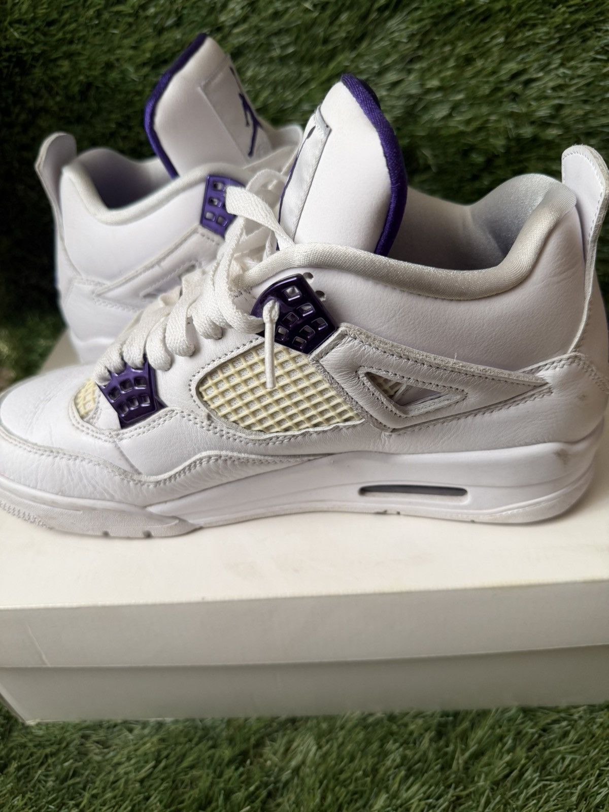 Jordan Brand AIR JORDAN 4 RETRO METALLIC PURPLE SIZE 8.5 Size US 8.5 / EU 41-42 - 1 Thumbnail