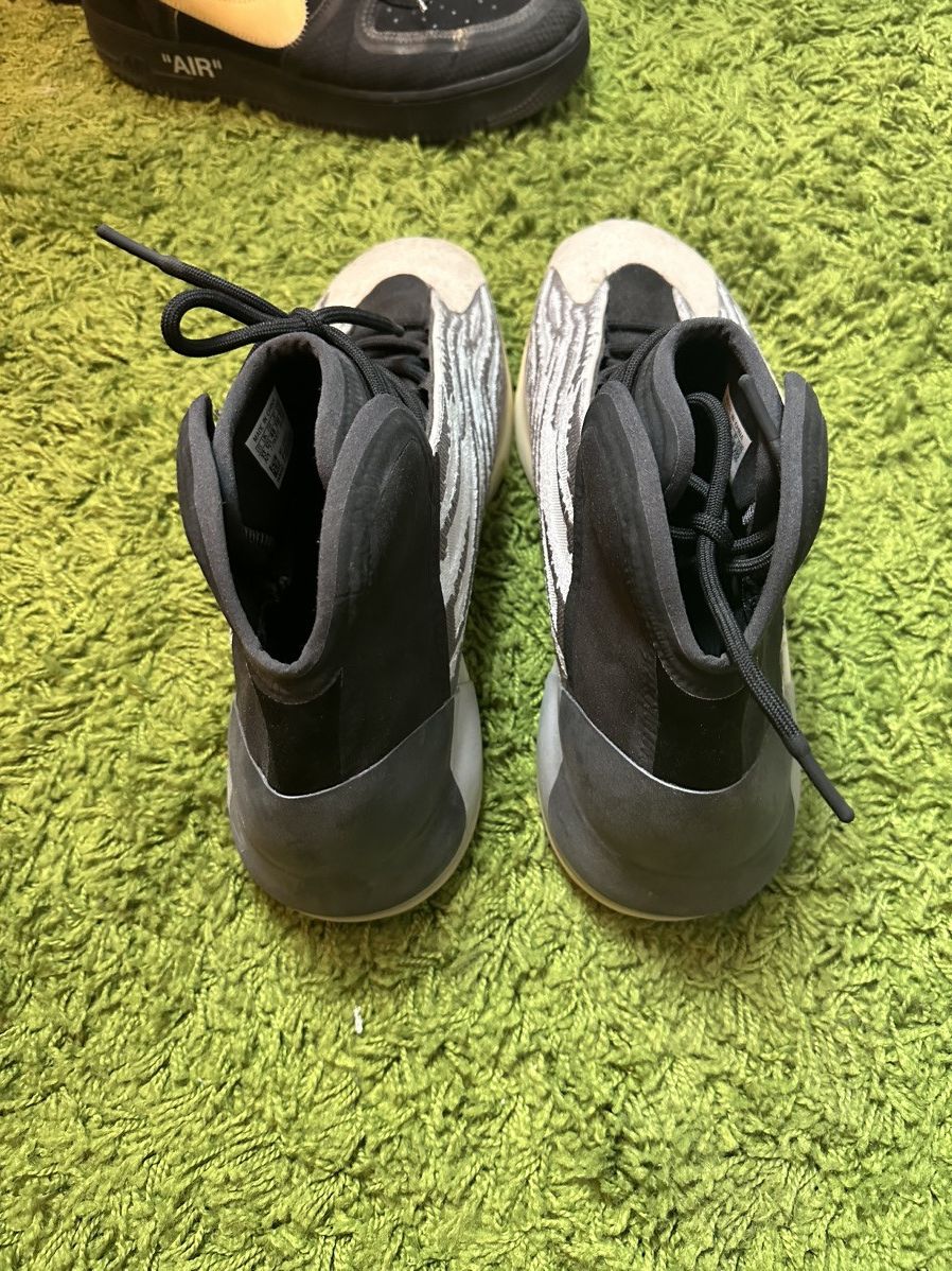 Adidas Yeezy QNTM Size US 13 / EU 46 - 5 Thumbnail
