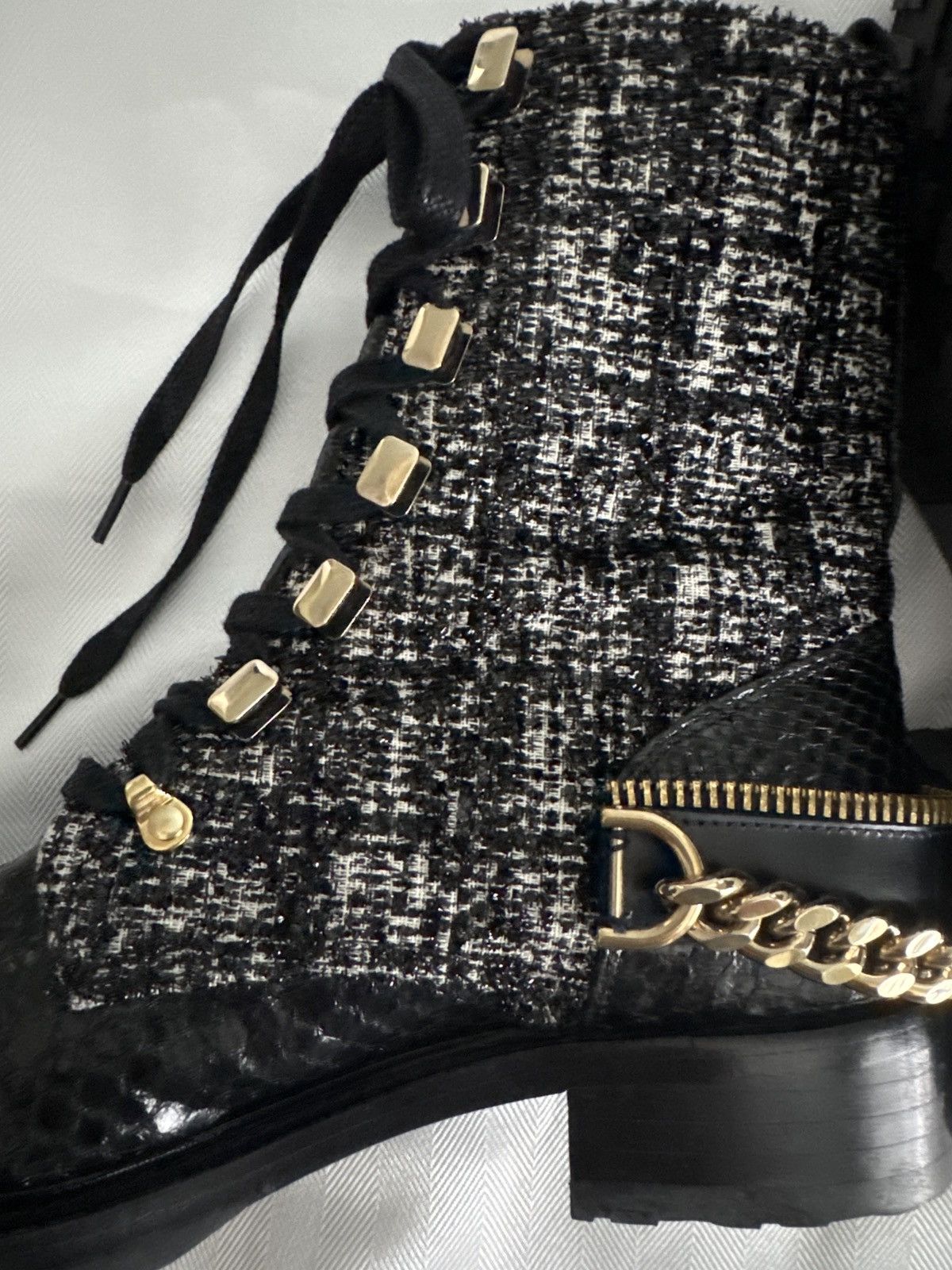 Lanvin Lanvin women's lace-up boots Size US 7.5 / IT 37.5 - 9 Thumbnail