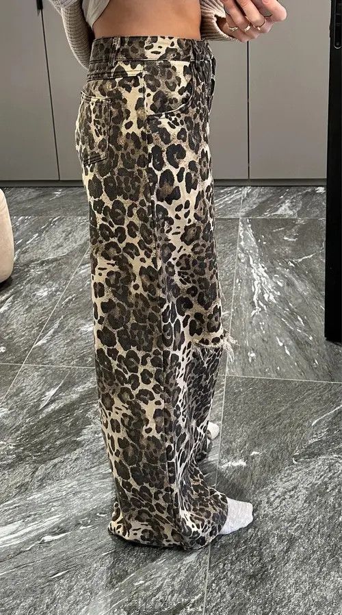 Jean Leopard Ripped Wide Leg Jeans Size 28" / US 6 / IT 42 - 4 Thumbnail