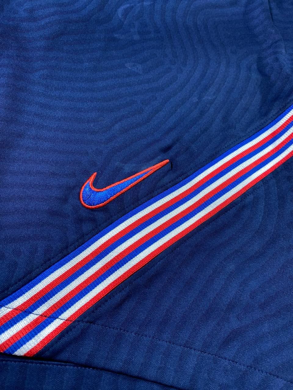 Nike × Vintage Vintage Nike Mens Shorts Size US 34 / EU 50 - 5 Thumbnail