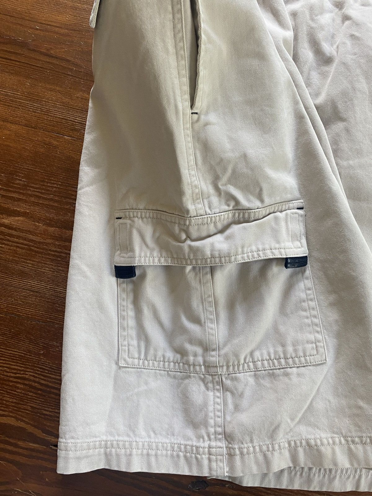 Ocean Pacific × Vintage Vintage 90’s Ocean Pacific Khaki Wide Leg Cargo Shorts Size US 36 / EU 52 - 9 Thumbnail