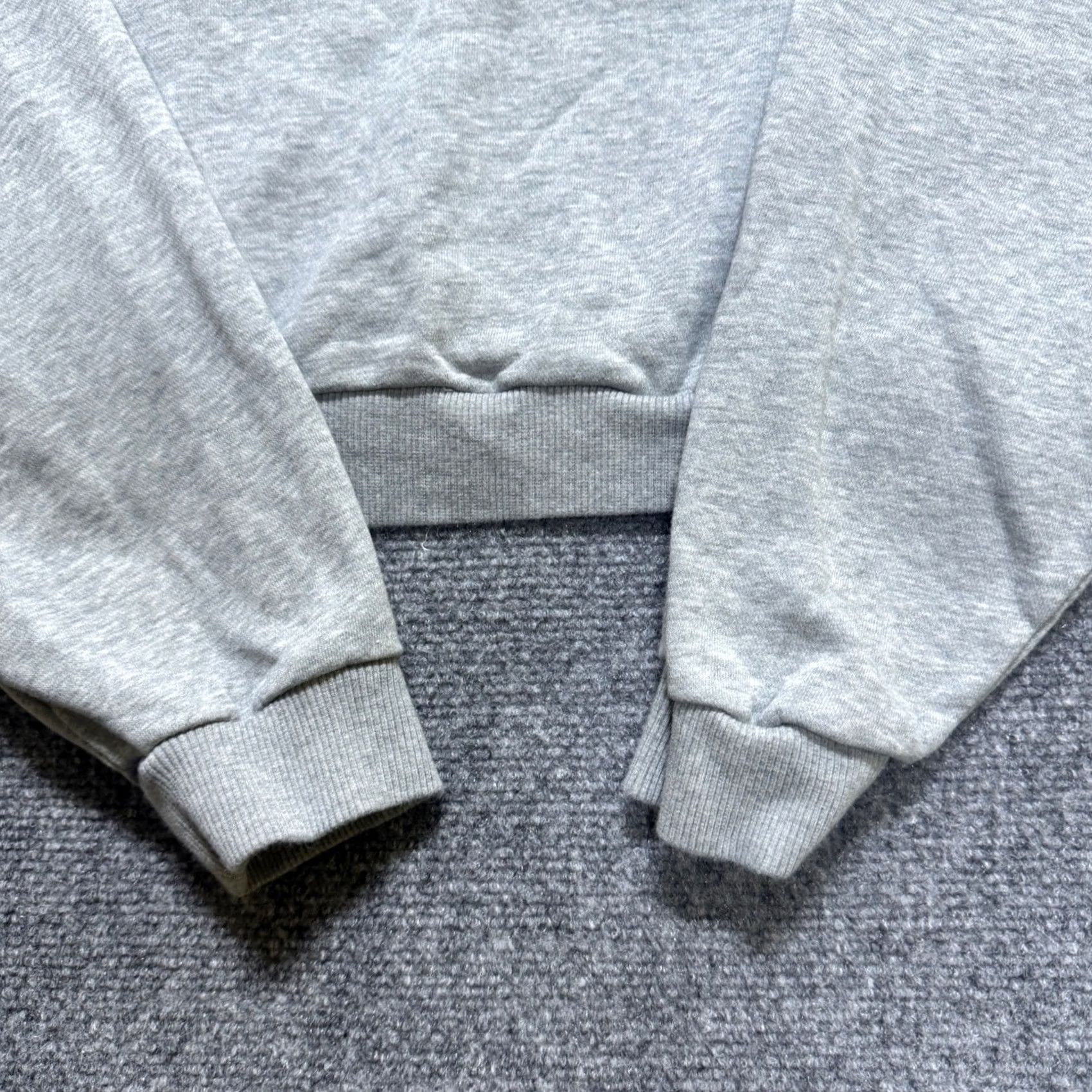 Nike Nike Hoodie Women's XL Gray Floral Cropped Pullover Embroidered Activewear Size XL / US 12-14 / IT 48-50 - 7 Thumbnail