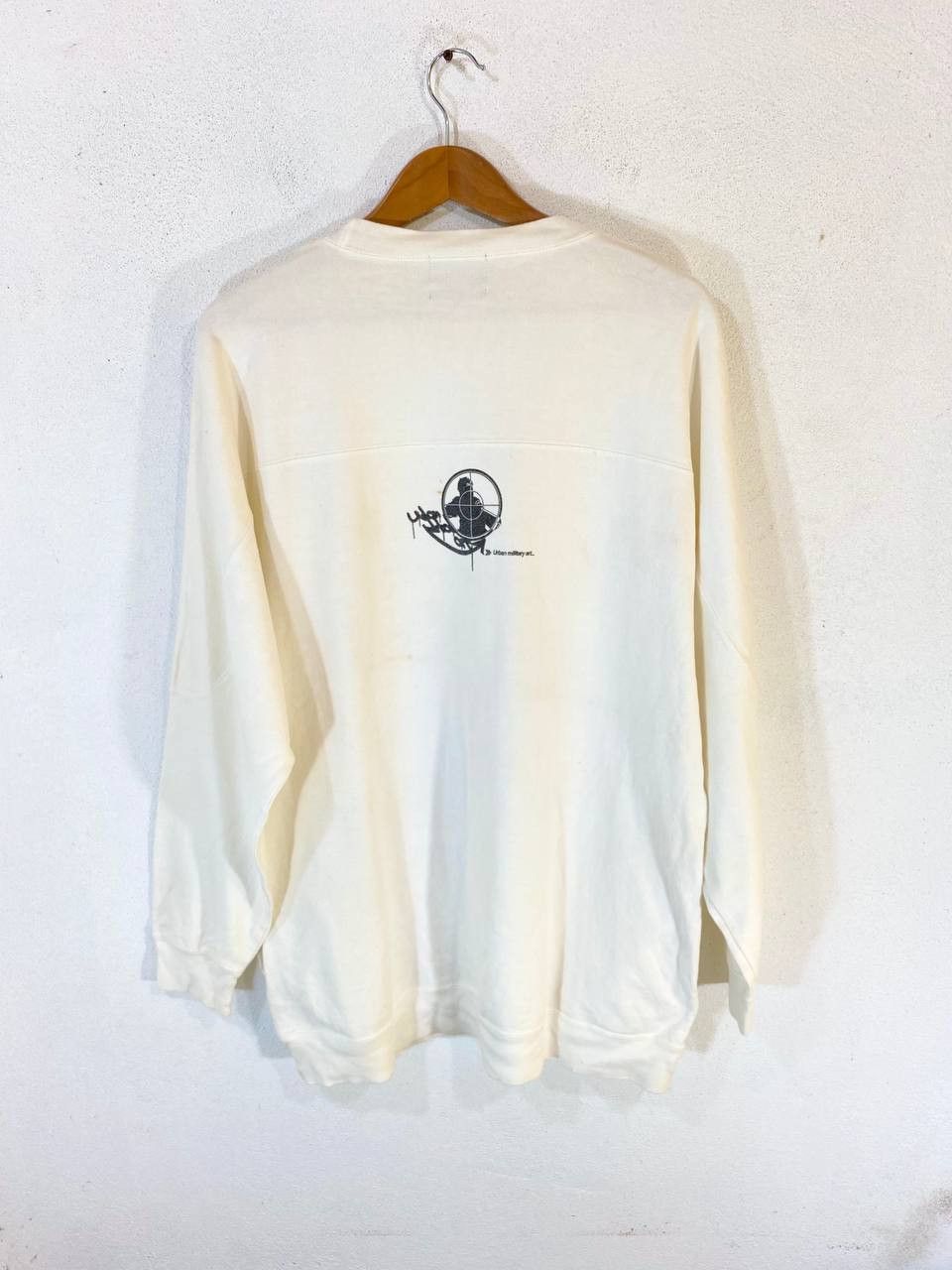 Japanese Brand newburgh japanese brands sweatshirt nice design Size US L / EU 52-54 / 3 - 7 Thumbnail