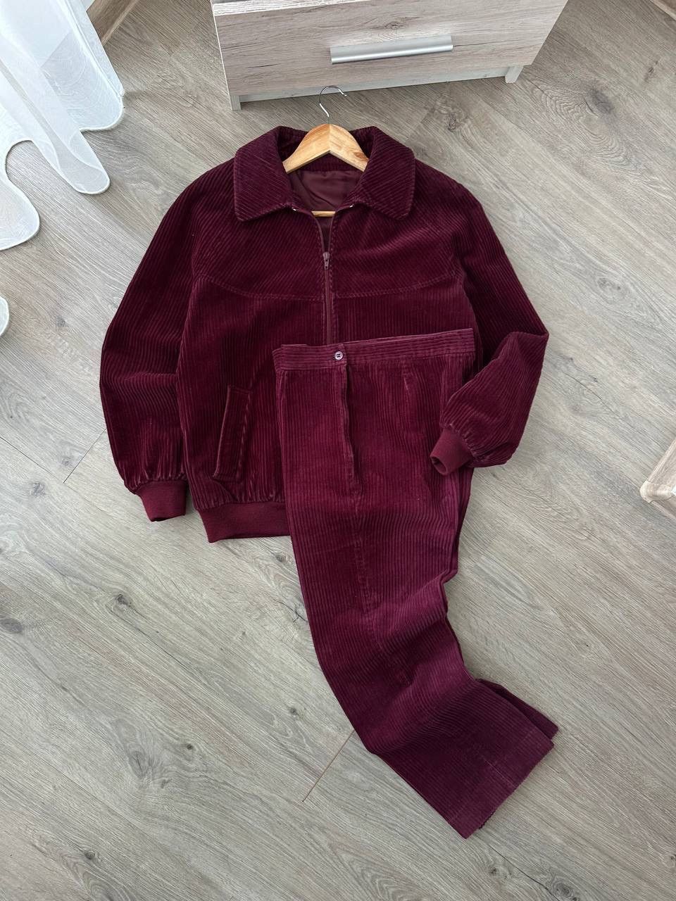 Japanese Brand × Vintage Vintage Switzerland TrackSuit Velvet Red Pants and Jacket Size M / US 6-8 / IT 42-44 - 2 Thumbnail