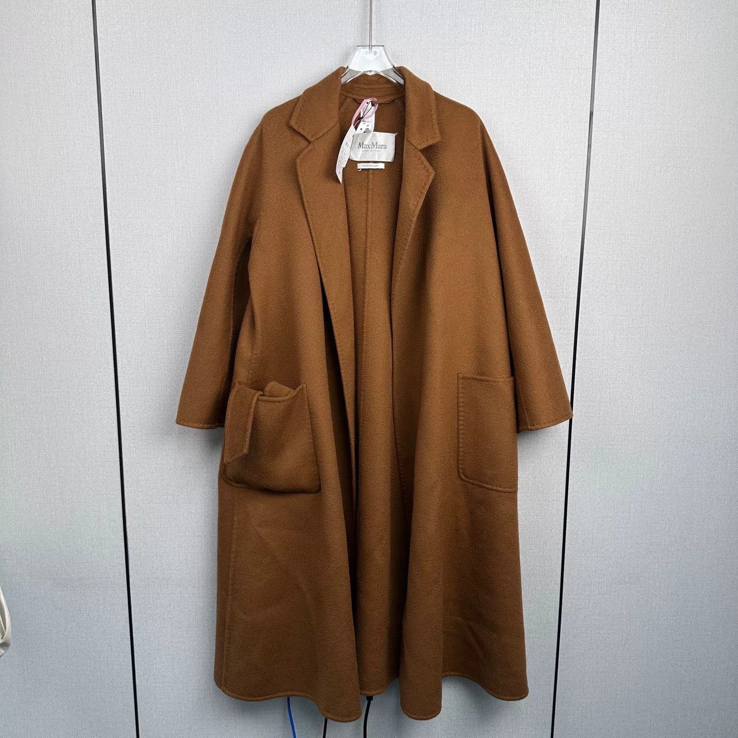 Max Mara caramel cashmere coat by MaxMara Size US S / EU 44-46 / 1 - 1 Thumbnail