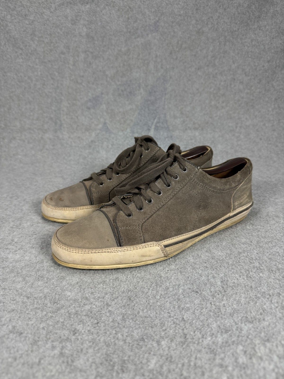 John Varvatos Gray Suede Low Top Sneakers John Varvatos USA Mens 9.5 Size US 9.5 / EU 42-43 - 2 Thumbnail