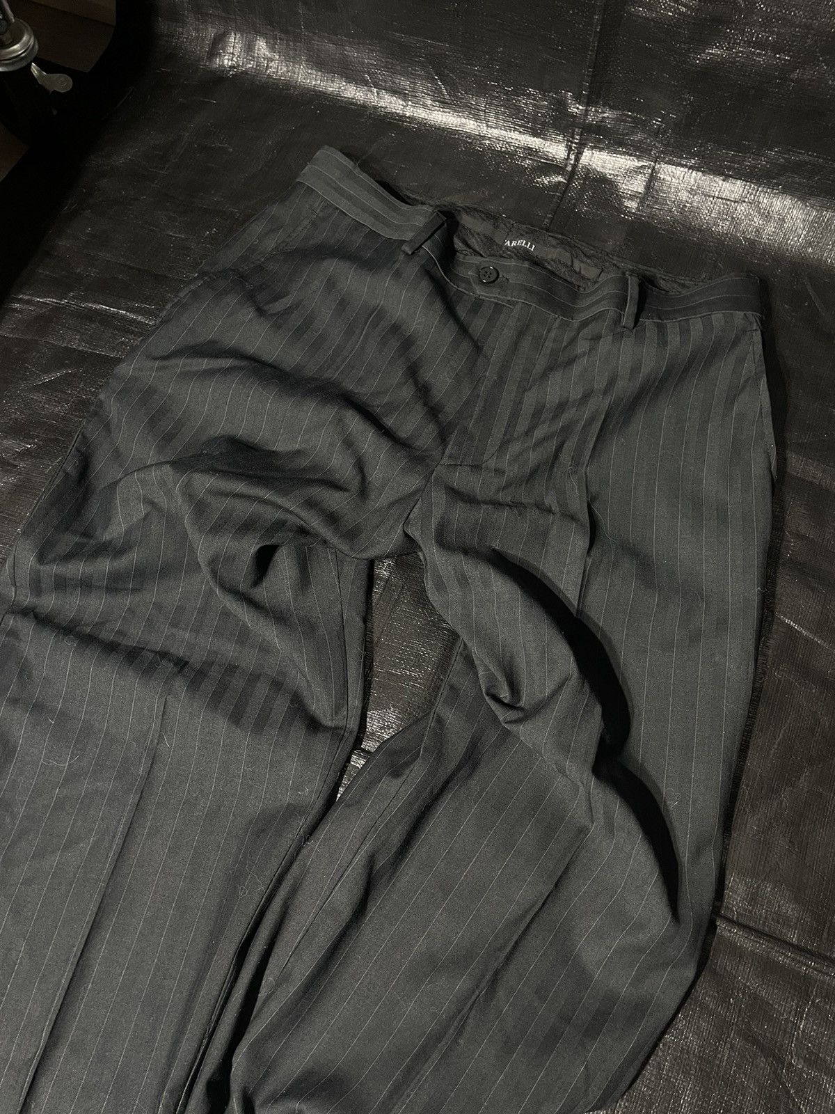 Japanese Brand Charcoal Pinstripe Straight-Leg Trousers Size US 32 / EU 48 - 1 Thumbnail