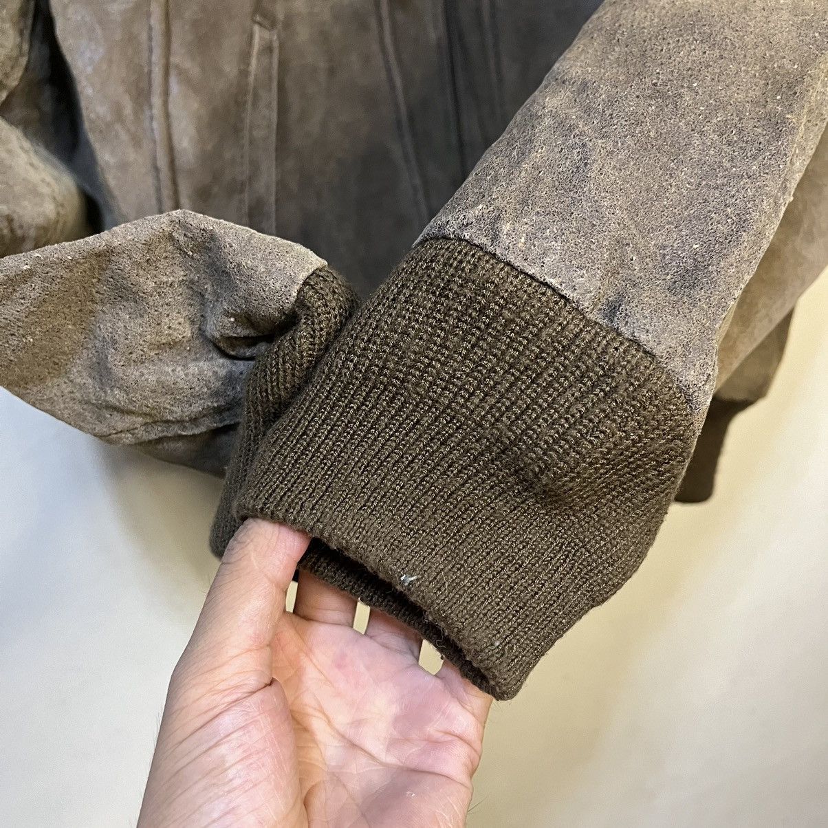 Vintage 1990's Phase 2 U.S Military Genuine Leather Flight Jacket Size US XL / EU 56 / 4 - 9 Thumbnail