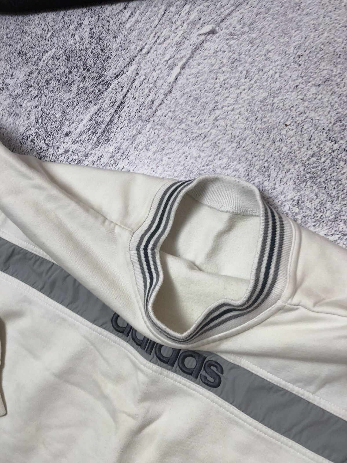 Adidas × Vintage Vintage men’s sweater Adidas multi logo y2k Size US M / EU 48-50 / 2 - 7 Thumbnail