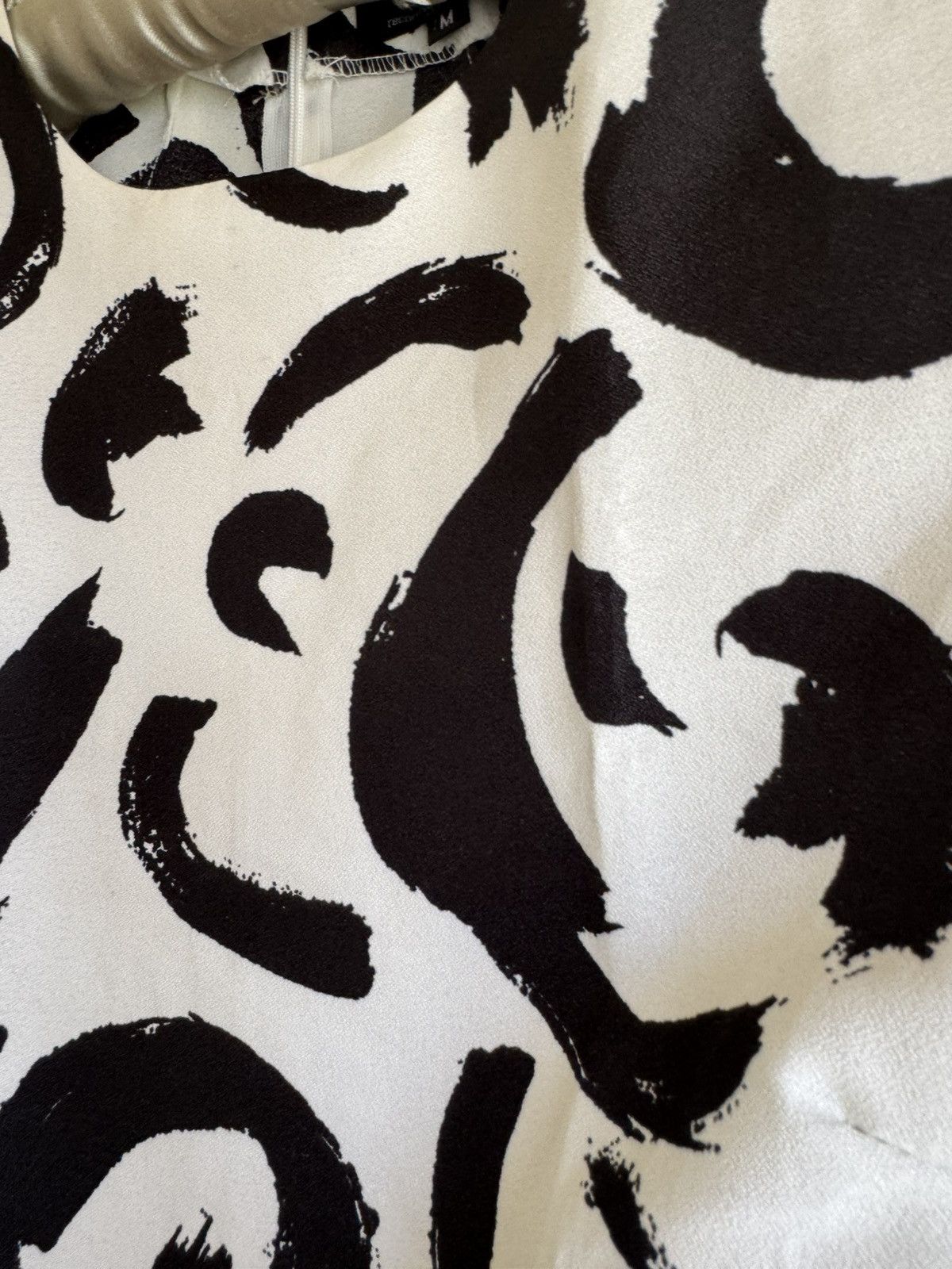 Vintage Choies vintage 90s white black swirl short sleeve abstract Size M / US 6-8 / IT 42-44 - 8 Thumbnail