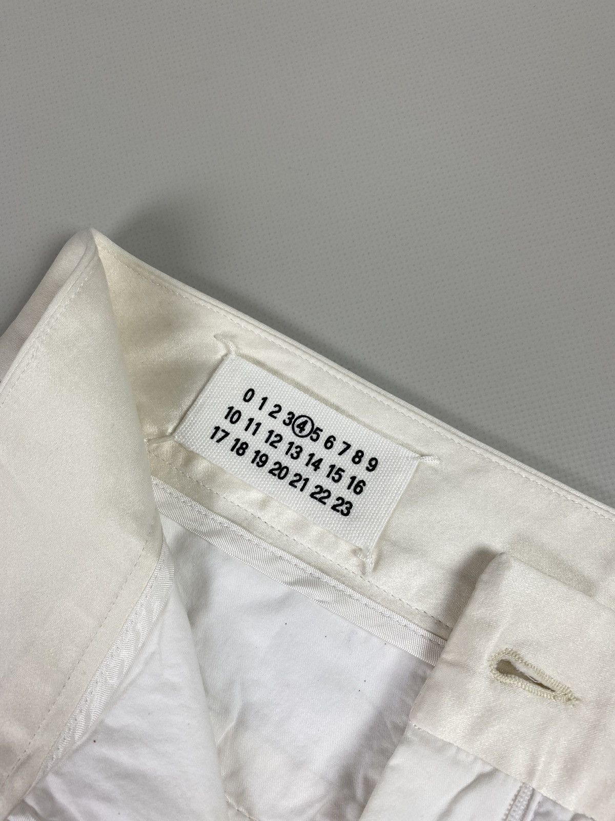 Maison Margiela Maison Margiela ladies dress pants trousers size 38 Size 26" / US 2 / IT 38 - 15 Thumbnail
