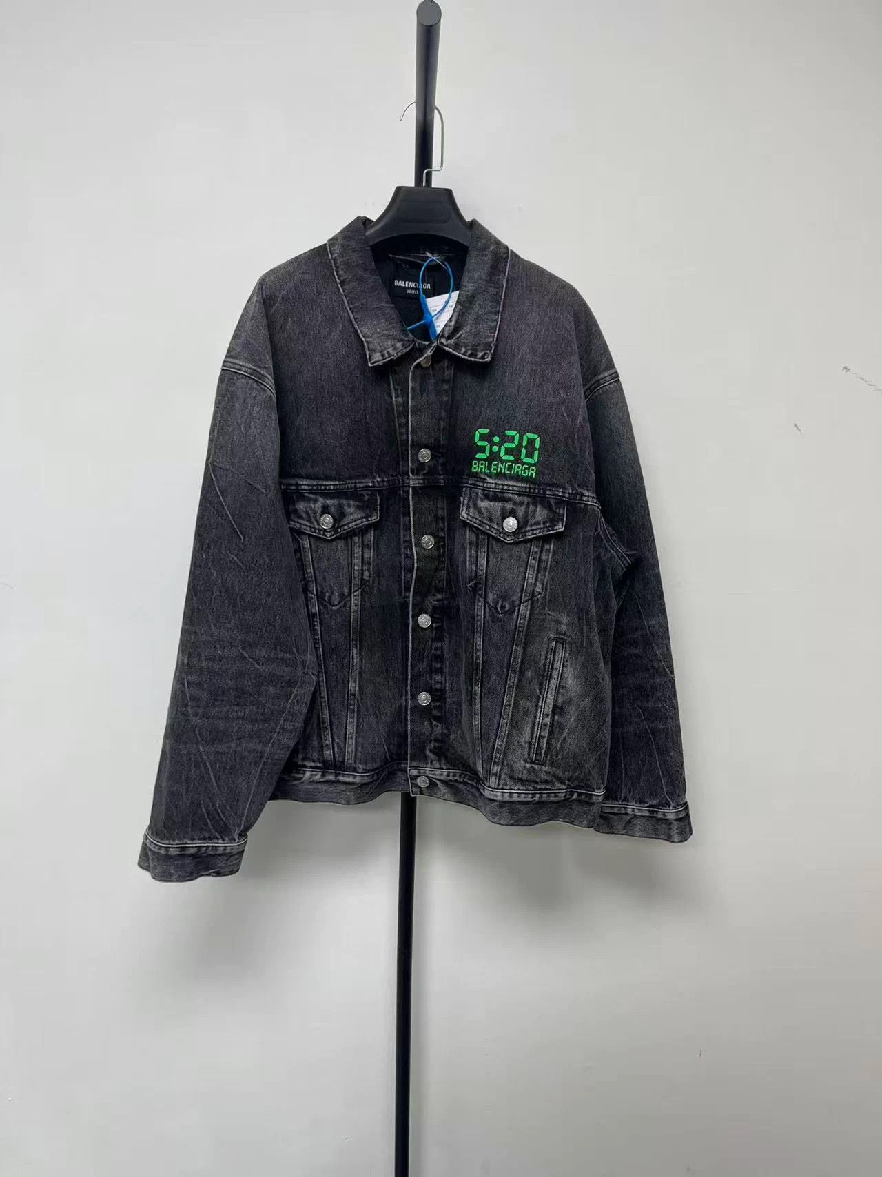 Balenciaga Balenciaga 520 Capsule Washed Denim Jacket Black/Grey M Size US M / EU 48-50 / 2 - 1 Thumbnail