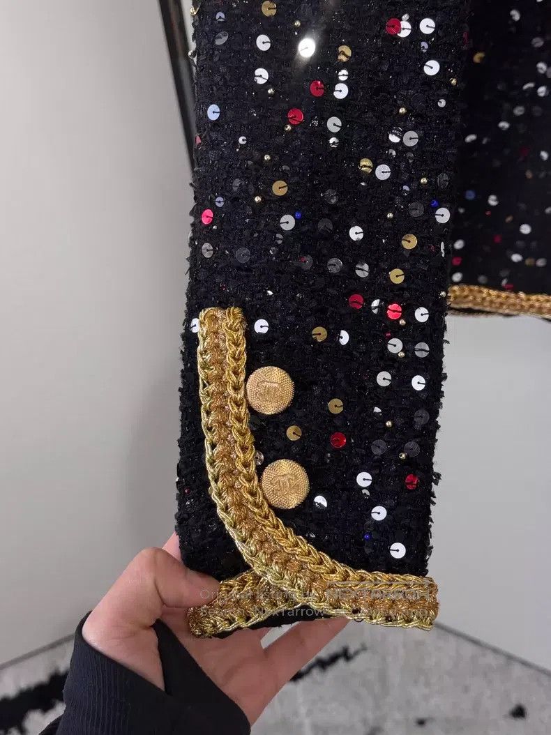 Chanel Chanel Black gold tweed sequin studded coat Size XXS / US 00 / IT 34 - 5 Thumbnail