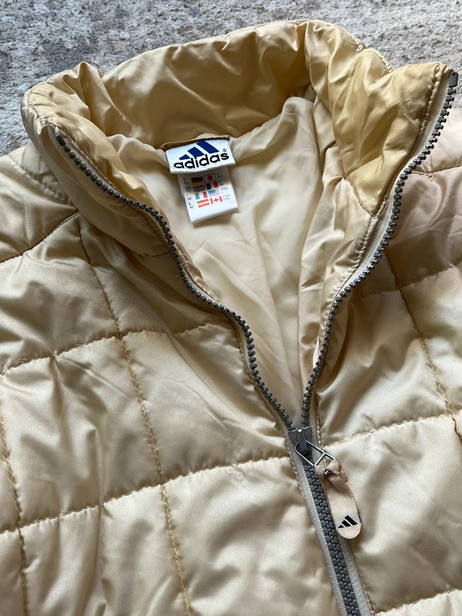 Adidas Adidas 1999 Puffer Jacket Sz L Women’s Rare Cream Size L / US 10 / IT 46 - 14 Thumbnail