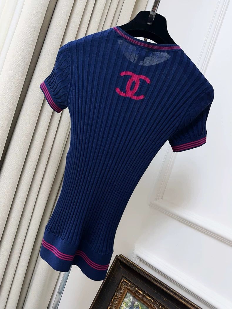 Chanel Chanel Dark blue red border No. 31 number double C knitwea Size XS / US 0-2 / IT 36-38 - 2 Thumbnail
