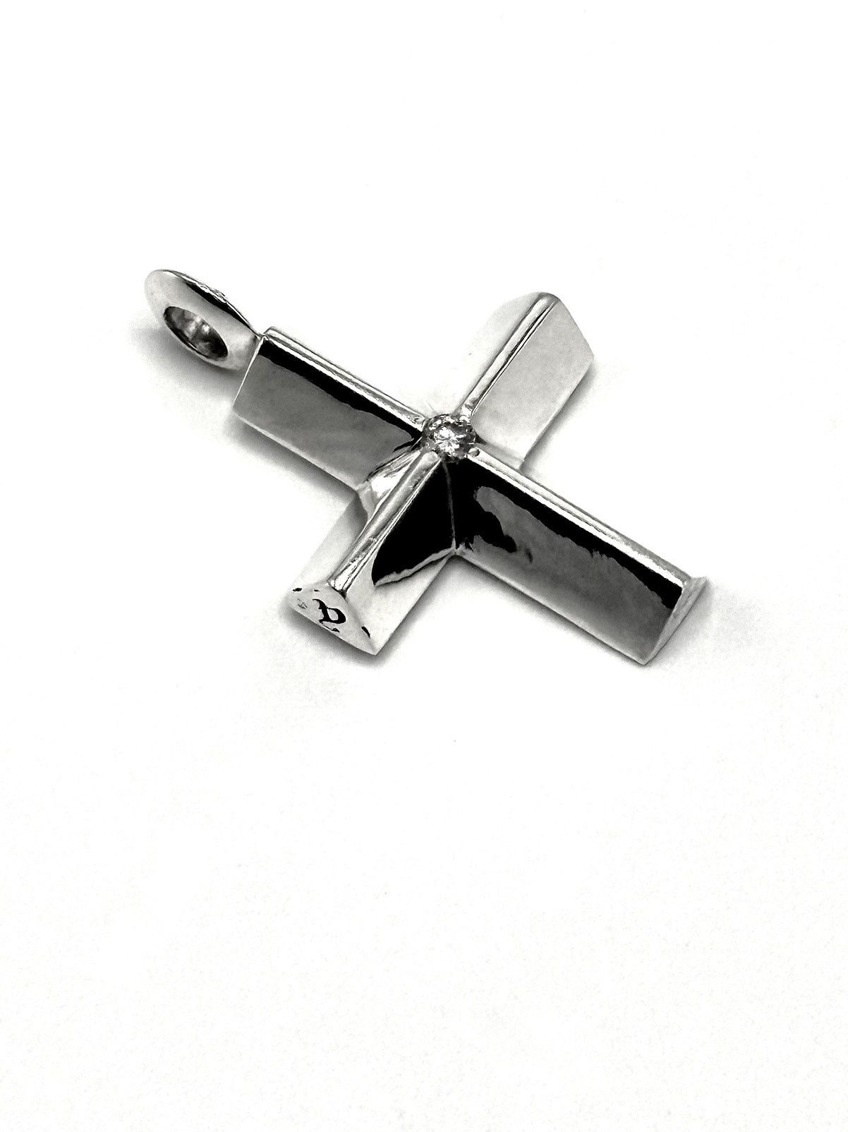 EYEFUNNY Eyefunny .925 Sterling Silver Diamond Cross Pendant Size ONE SIZE - 2 Thumbnail