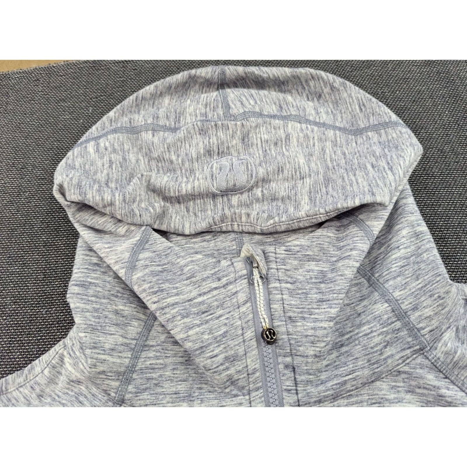 Lululemon Lululemon Scuba Hoodie III Heathered Space Dyed Gris Jacket Womens Size 12 Gray Shirt Regular - 12 Size XL / US 12-14 / IT 48-50 - 5 Thumbnail